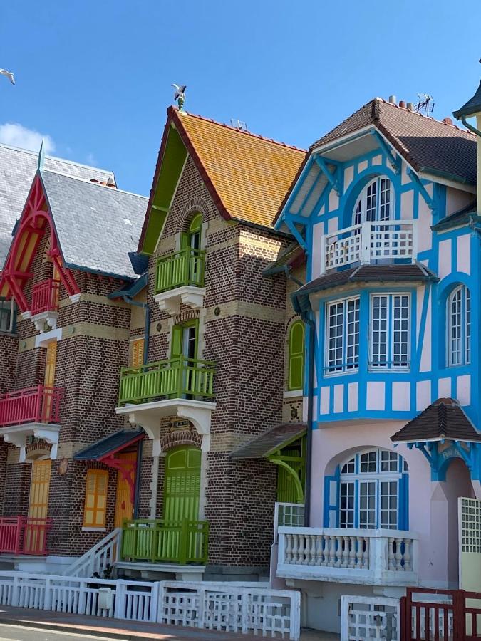 Villa Les Fleurs Appartement En Front De Mer メール・レ・バン エクステリア 写真